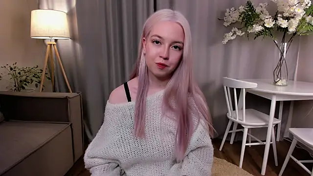 TinaStevenson online show from 10/22/25, 10:41