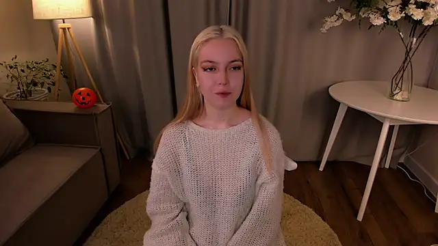 TinaStevenson online show from 10/29/25, 09:36