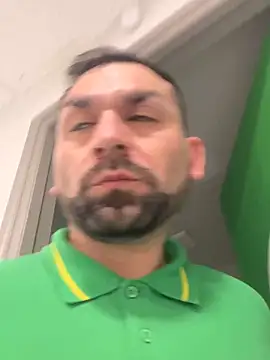 Nasho172737 online show from 12/04/25, 10:42