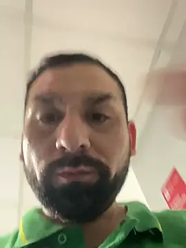 Nasho172737 online show from 01/18/26, 04:21