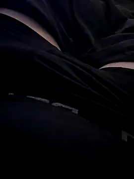 Snapshot of Hornydick21 chatting on 11/03/25, 07:50 Hornydick21 online show from 11/03/25, 07:50