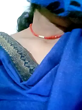Sexy Riya Bhabhi online show from 12/20/25, 05:32