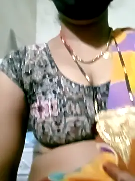 Snapshot of Sexy_Riya_Bhabhi chatting on 10/11/25, 05:19 Sexy Riya Bhabhi online show from 10/11/25, 05:19