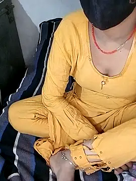 Sexy Riya Bhabhi online show from 10/28/25, 04:06