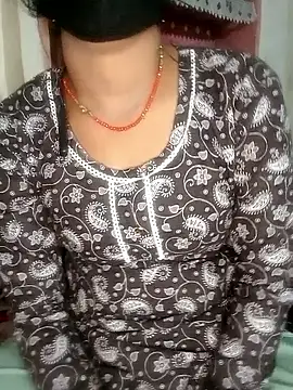 Sexy Riya Bhabhi online show from 10/30/25, 03:53