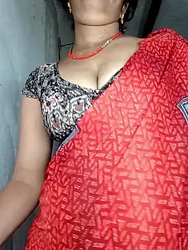 Sexy Riya Bhabhi online show from 11/09/25, 11:47