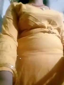 Snapshot of Sexy_Riya_Bhabhi chatting on 10/18/25, 07:21 Sexy Riya Bhabhi online show from 10/18/25, 07:21