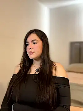 Isabella LaRue online show from 01/09/26, 09:00