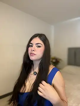 Isabella LaRue online show from 04/21/26, 08:04