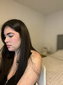 Isabella LaRue online show from 03/24/26, 11:05