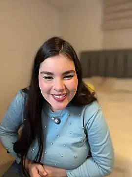 Isabella LaRue online show from 02/12/26, 08:30