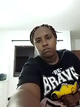 Snapshot of NaomiGrace_ chatting on 10/31/25, 10:56 NaomiGrace online show from 10/31/25, 10:56