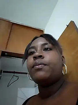Snapshot of NaomiGrace_ chatting on 10/12/25, 10:49 NaomiGrace online show from 10/12/25, 10:49