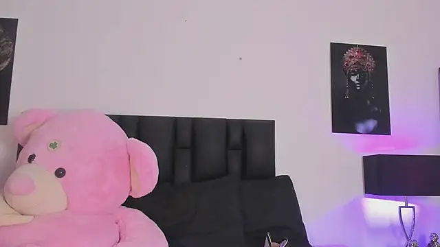 SaradaParker online show from 04/02/26, 05:41