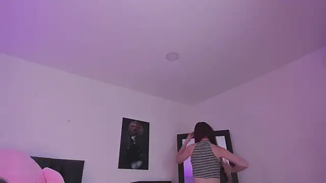 SaradaParker online show from 04/10/26, 02:46