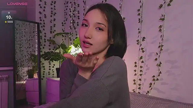 GentleMusee online show from 11/12/25, 02:32