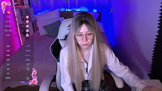 sofiisun online show from 11/12/25, 02:04