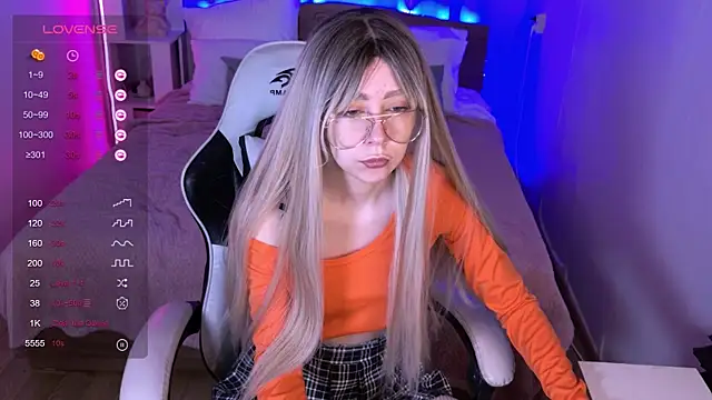 sofiisun online show from 12/02/25, 02:01