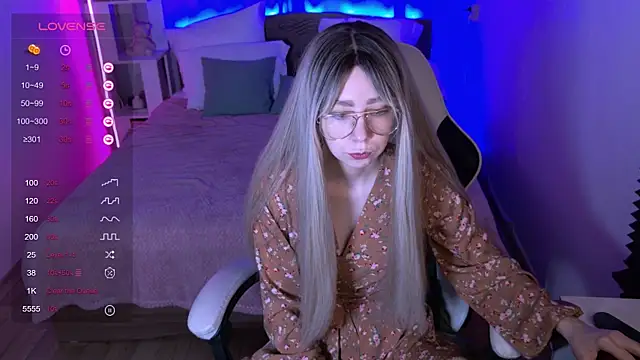 sofiisun online show from 11/19/25, 02:11