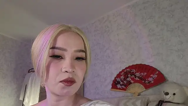 saya li1 online show from 12/18/25, 01:26