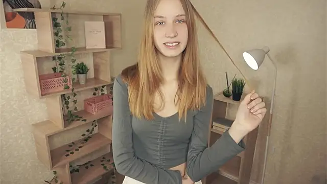 IveyColley online show from 10/17/25, 07:33