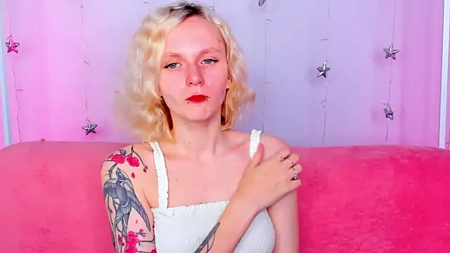 LikiLips online show from 03/17/26, 01:08