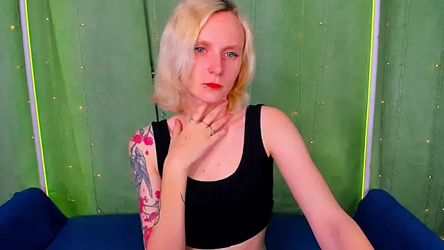 LikiLips online show from 03/19/26, 01:05