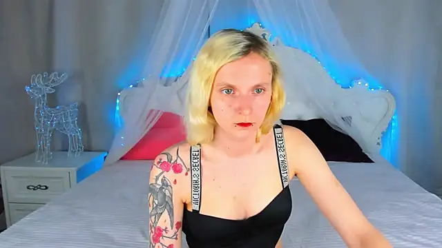 LikiLips online show from 05/06/26, 12:58