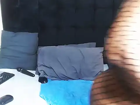 CaramelBootty online show from 10/20/25, 06:52