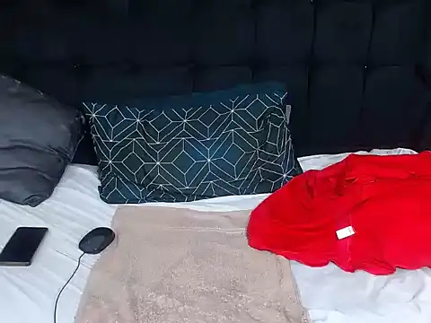 CaramelBootty online show from 11/12/25, 01:04