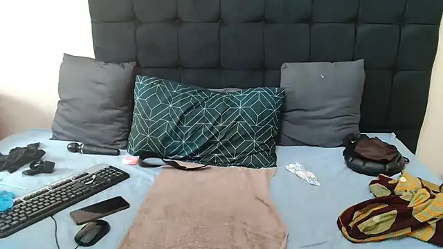 CaramelBootty online show from 02/02/26, 11:42