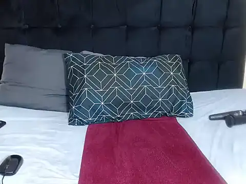 CaramelBootty online show from 11/03/25, 10:24