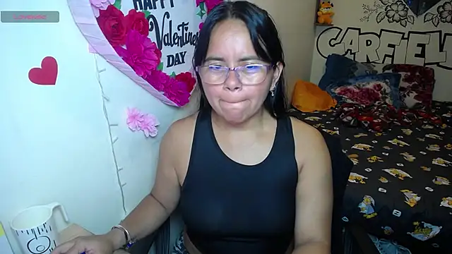 Snapshot of Miss__kendra_ chatting on 05/28/26, 01:02 Miss kendra online show from 05/28/26, 01:02