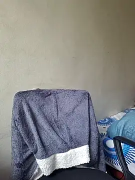 Snapshot of Miss__kendra_ chatting on 10/25/25, 01:12 Miss kendra online show from 10/25/25, 01:12