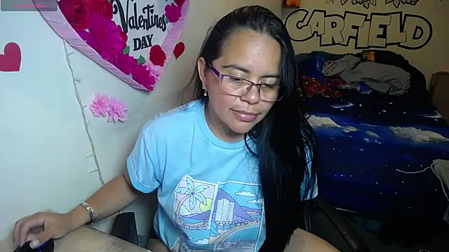 Miss  kendra  online show from 04/15/26, 01:55