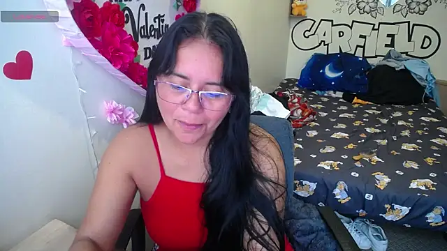 Snapshot of Miss__kendra_ chatting on 05/28/26, 01:06 Miss kendra online show from 05/28/26, 01:06