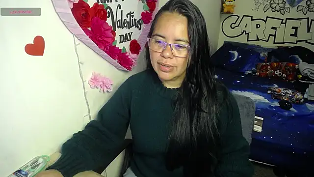 Snapshot of Miss__kendra_ chatting on 04/17/26, 11:35 Miss kendra online show from 04/17/26, 11:35