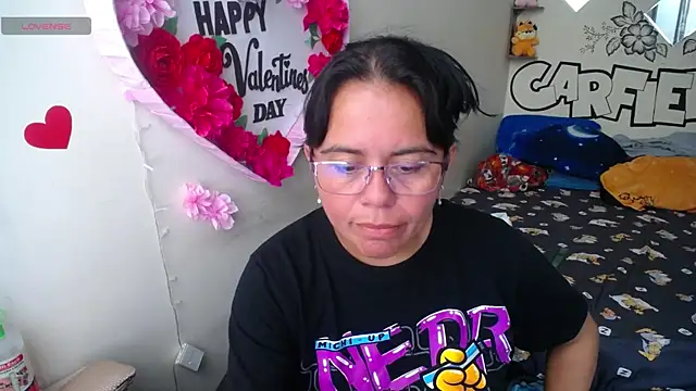 Snapshot of Miss__kendra_ chatting on 06/01/26, 01:44 Miss kendra online show from 06/01/26, 01:44