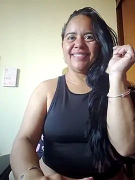 Snapshot of Miss__kendra_ chatting on 10/15/25, 11:40 Miss kendra online show from 10/15/25, 11:40