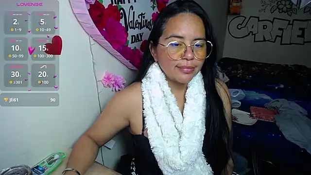 Miss  kendra  online show from 03/28/26, 01:45