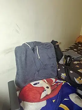 Snapshot of Miss__kendra_ chatting on 12/05/25, 02:21 Miss kendra online show from 12/05/25, 02:21