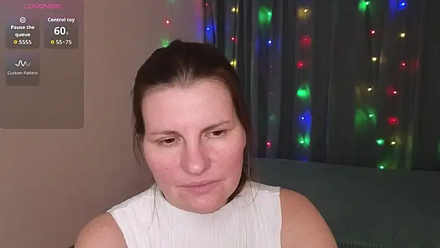 Mirabelle Velvet online show from 11/23/25, 05:23