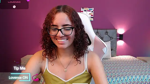 Dulcee Gaby online show from 03/29/26, 11:45