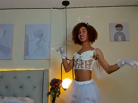 Chloe Celeste online show from 11/01/25, 02:07