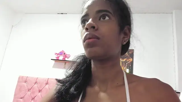 thianahorny online show from 11/17/25, 09:35