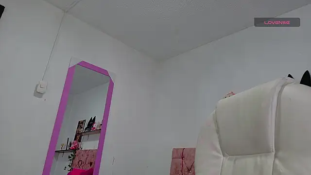 thianahorny online show from 03/27/26, 12:39