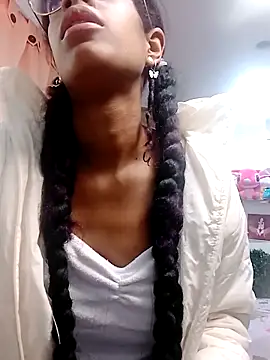 thianahorny online show from 04/20/26, 02:51