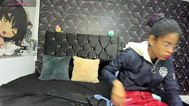 thianahorny online show from 03/05/26, 12:35