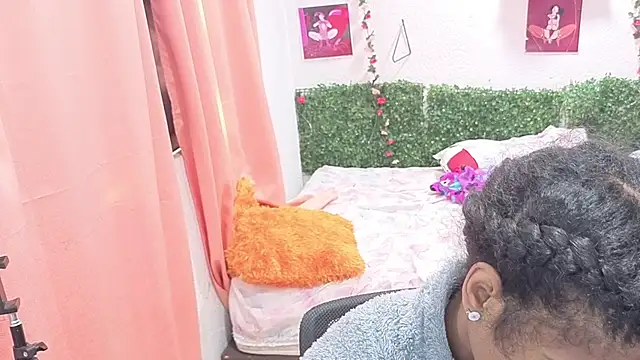 thianahorny online show from 07/01/26, 03:12