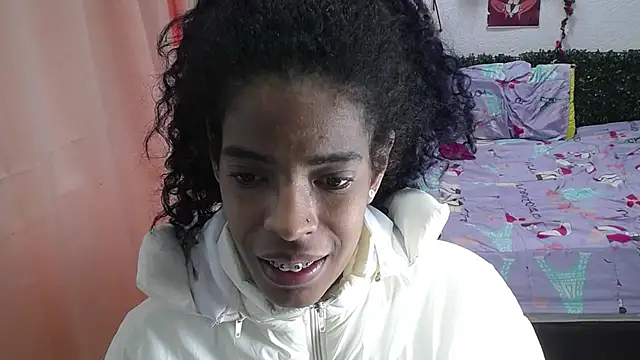 thianahorny online show from 05/11/26, 01:23